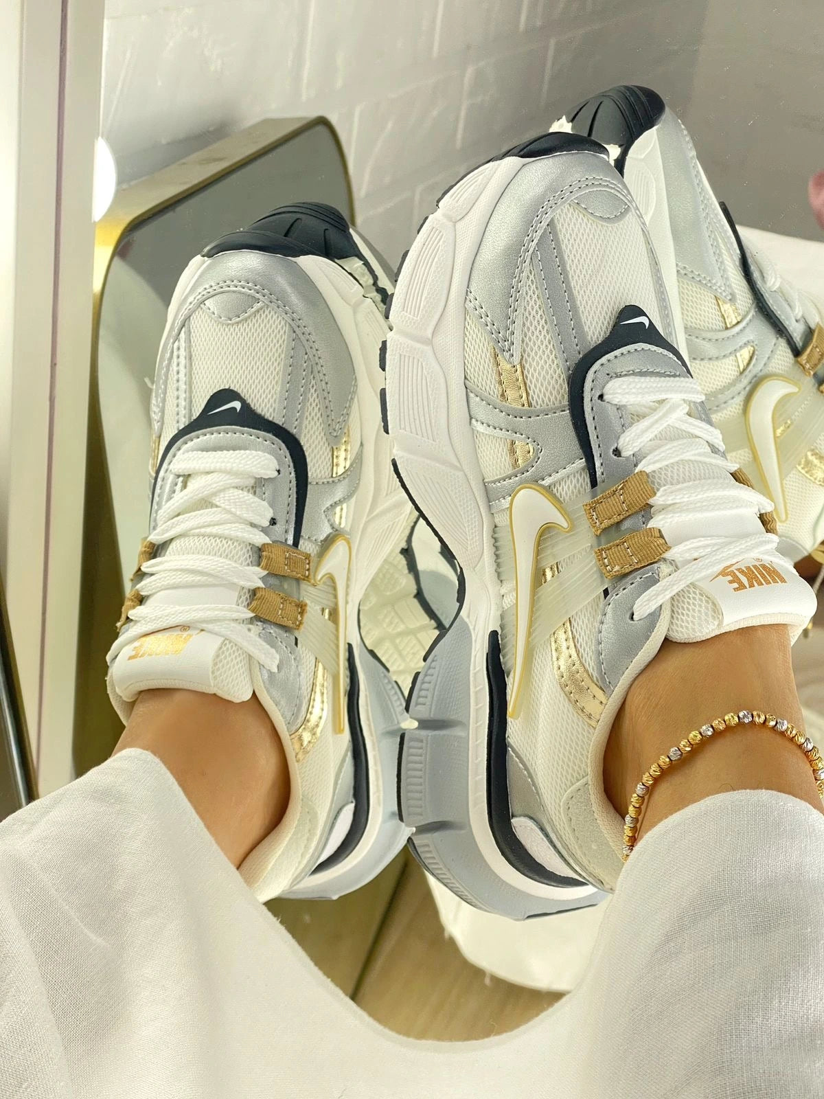 NUEVOS TENIS CloudWalk NIKE