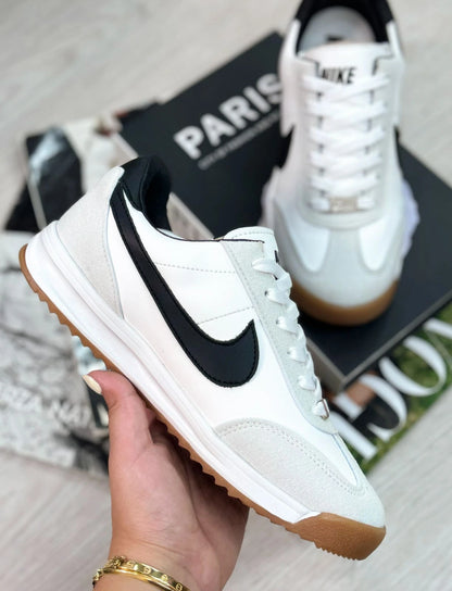 NUEVOS TENIS UrbanChic NIKE