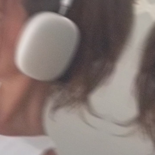 SONIDO ENVOLVENTE AUDÍFONOS FeelBeat INALÁMBRICOS CON BLUETOOTH